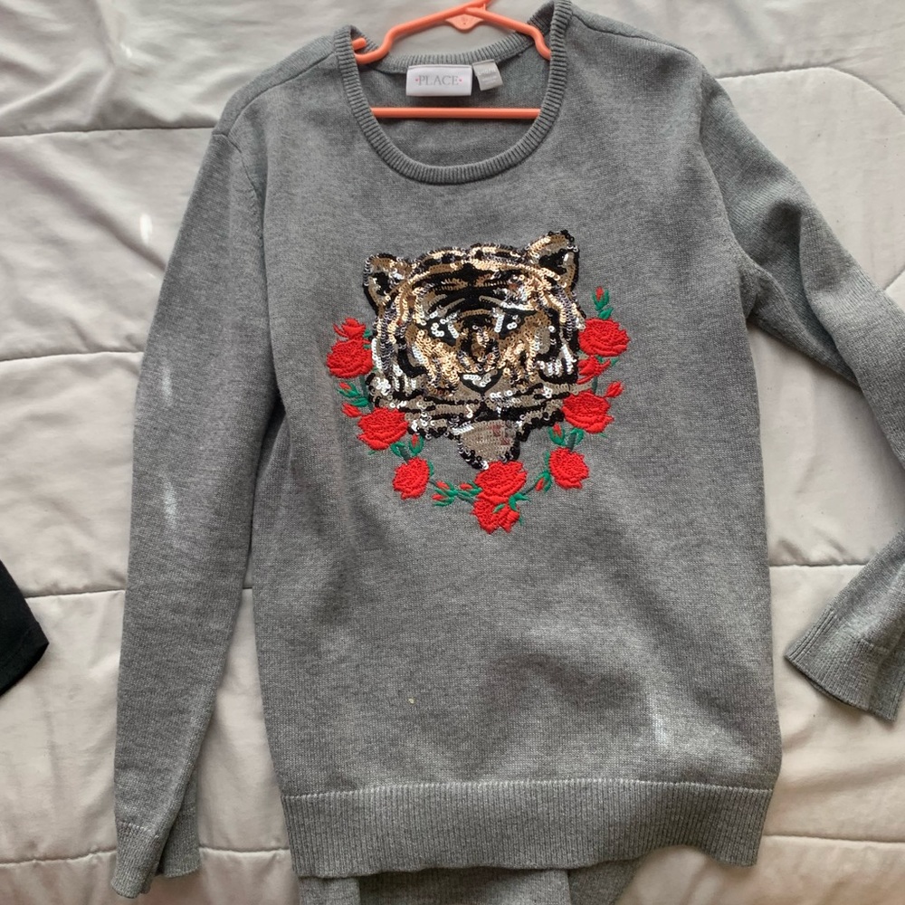 🐯 TIGER SEQUIN SWEATER 🐯